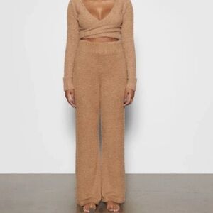 SKIMS Tan Set Fuzzy Top & Bottom